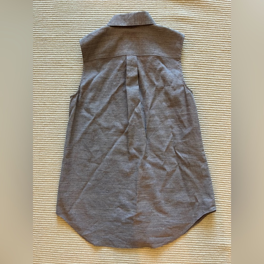 NWOT Theory sleeveless top